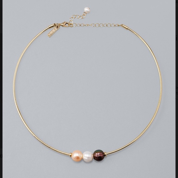 White House Black Market Jewelry - WHBM Freshwater Pearl Floating Necklace